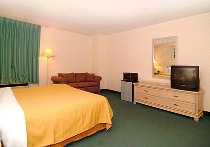 Quality Inn Alamogordo 03.[1]